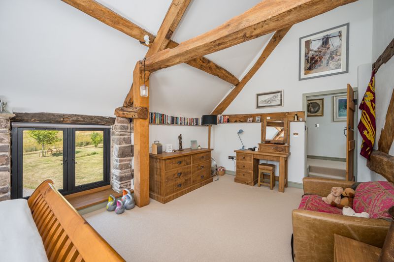 Bedroom- click for photo gallery